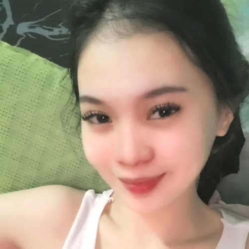 Chriscia, 24, from the Philippines