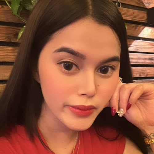 Kara, 24, from the Philippines