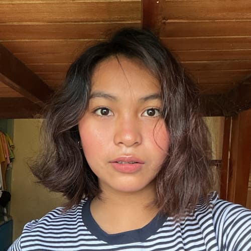Joy, 21, from the Philippines